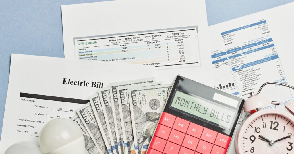 時間帯によって毎月の料金が変わる電力会社のプラン